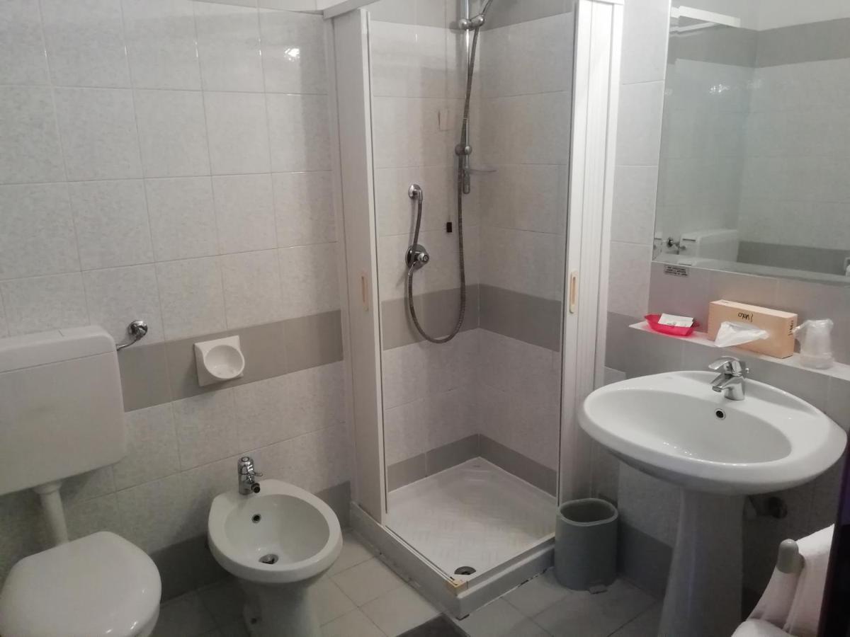 Hotel Rezia Valtellina Morbegno Dış mekan fotoğraf